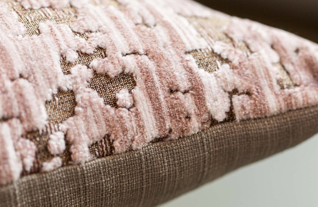 MrsMe Wonderlust cushion cover Leaves Blush detail1